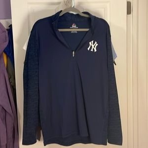 Yankees 1/4 zip pullover